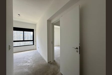 Apartamento à venda com 227m², 3 quartos e 4 vagas Apartamento à venda com 227m², 3 quartos e 4 vagasCloset Suite 3