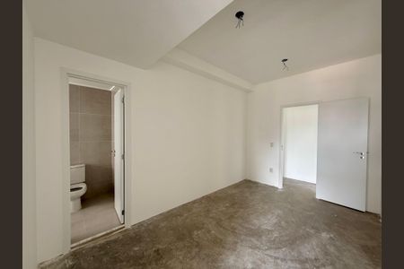 Apartamento à venda com 227m², 3 quartos e 4 vagas Apartamento à venda com 227m², 3 quartos e 4 vagasCloset da Suíte 1