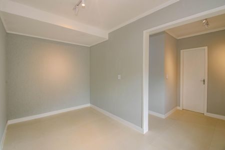 Quarto de apartamento para alugar com 1 quarto, 52m² em Jardim Itu, Porto Alegre