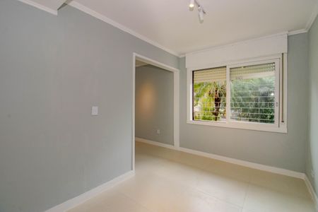 Quarto de apartamento para alugar com 1 quarto, 52m² em Jardim Itu, Porto Alegre