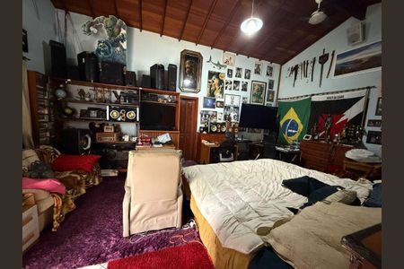 Casa à venda com 1 quarto, 281m² em Sapê, Niterói