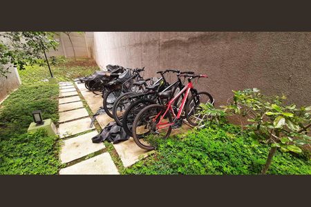 Apartamento à venda com 43m², 2 quartos e 1 vaga Apartamento à venda com 43m², 2 quartos e 1 vagaBicicletário