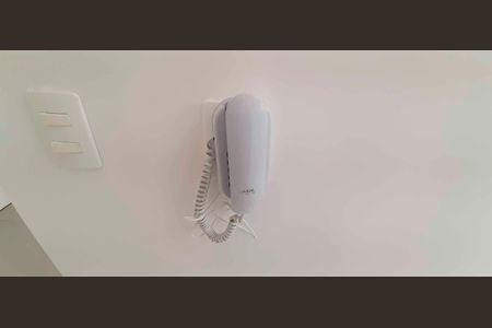 Apartamento à venda com 43m², 2 quartos e 1 vaga Apartamento à venda com 43m², 2 quartos e 1 vagaInterfone