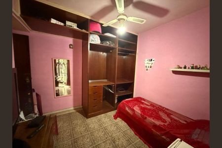 Casa à venda com 3 quartos, 271m² em Sapê, Niterói