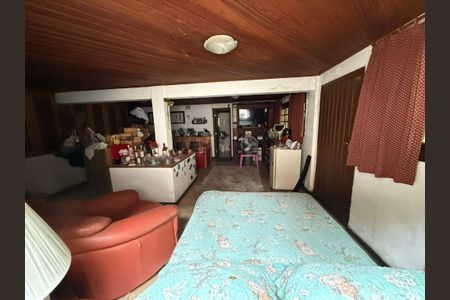 Casa à venda com 2 quartos, 248m² em Sapê, Niterói