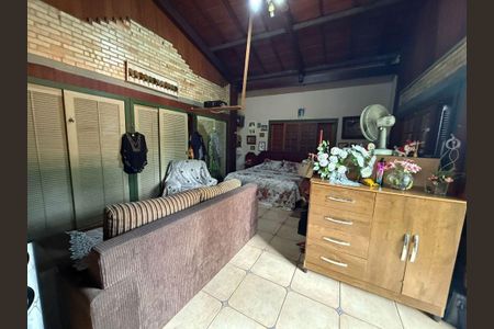 Casa à venda com 2 quartos, 248m² em Sapê, Niterói