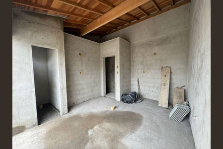 Casa à venda com 3 quartos, 147m² em Vila Camilópolis, Santo André