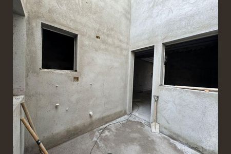 Casa à venda com 3 quartos, 147m² em Vila Camilópolis, Santo André