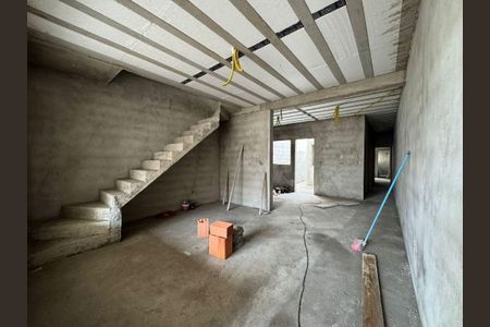 Casa à venda com 3 quartos, 147m² em Vila Camilópolis, Santo André