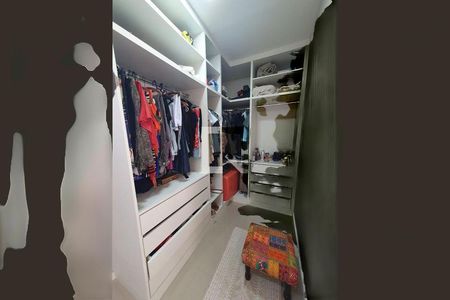 Casa à venda com 3 quartos, 230m² em Rio do Ouro, Niterói