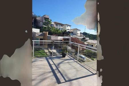 Casa à venda com 230m², 3 quartos e 1 vaga