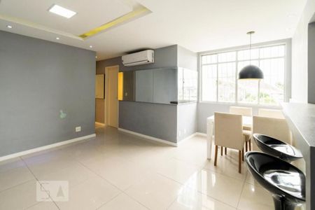 Apartamento à venda com 2 quartos, 70m² em Engenhoca, Niterói
