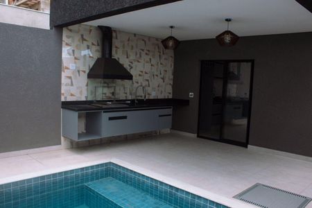 Casa à venda com 3 quartos, 153m² em Villas do Jaguarí, Santana de Parnaíba