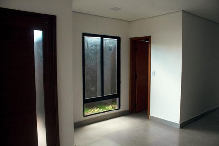 Casa à venda com 3 quartos, 153m² em Villas do Jaguarí, Santana de Parnaíba