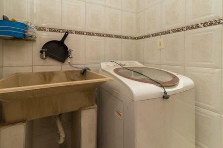 Casa à venda com 263m², 5 quartos e 4 vagasÁrea de Serviço 3