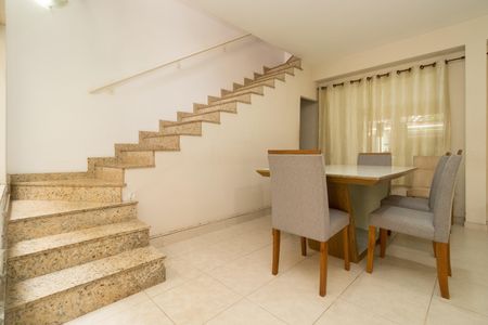 Casa à venda com 263m², 5 quartos e 4 vagasSala 1 - Jantar