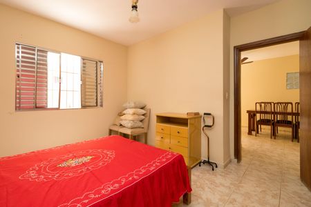 Casa à venda com 263m², 5 quartos e 4 vagasQuarto 4