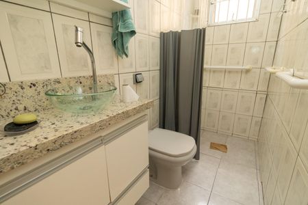 Casa à venda com 263m², 5 quartos e 4 vagasBanheiro Social 3