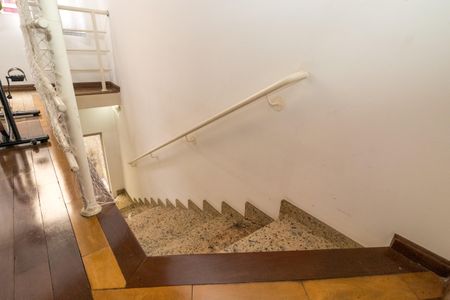 Casa à venda com 263m², 5 quartos e 4 vagasCorredor