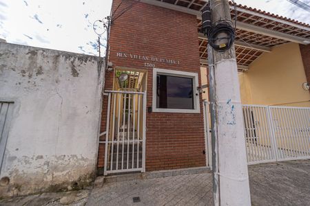 Casa de condomínio para alugar com 148m², 3 quartos e 2 vagasFachada