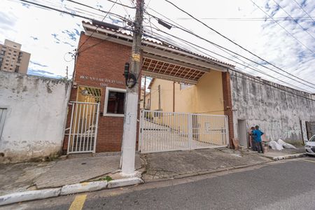 Casa de condomínio para alugar com 148m², 3 quartos e 2 vagasFachada