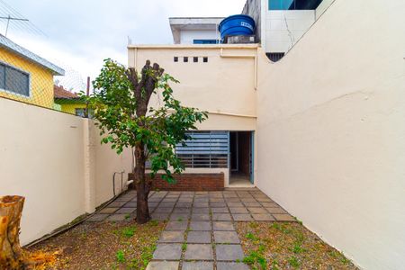 Casa para alugar com 60m², 1 quarto e 1 vaga Casa para alugar com 60m², 1 quarto e 1 vagaQuintal