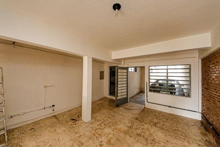 Casa para alugar com 1 quarto, 60m² em Vila Paulo Silas, São Paulo