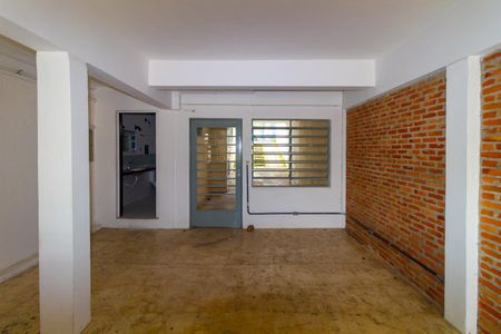 Quarto de casa para alugar com 1 quarto, 60m² em Vila Paulo Silas, São Paulo