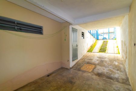 Casa para alugar com 60m², 1 quarto e 1 vaga Casa para alugar com 60m², 1 quarto e 1 vagaGaragem