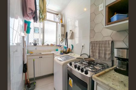 Apartamento à venda com 68m², 2 quartos e 1 vagaCozinha e Área de Serviço