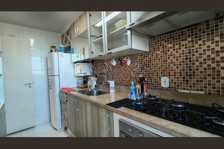 Apartamento para alugar com 75m², 2 quartos e 3 vagasCozinha e Área de Serviço 
