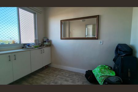 Apartamento para alugar com 75m², 2 quartos e 3 vagasQuarto de Serviço 