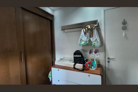 Apartamento para alugar com 75m², 2 quartos e 3 vagasQuarto