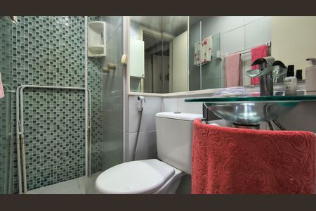 Apartamento para alugar com 75m², 2 quartos e 3 vagasBanheiro Social 