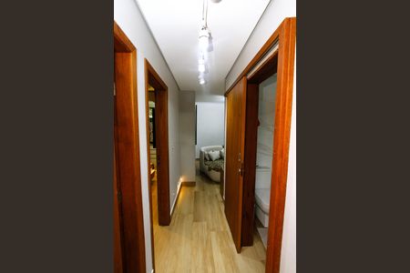 Casa à venda com 360m², 3 quartos e 2 vagasCorredor