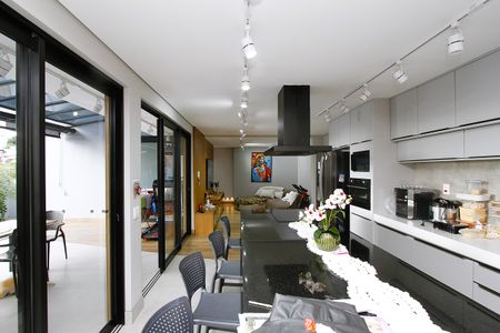 Casa à venda com 360m², 3 quartos e 2 vagasCozinha