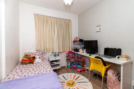 Apartamento à venda com 87m², 3 quartos e 1 vagaQuarto 2