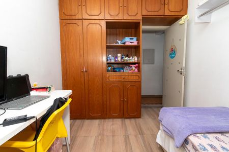 Apartamento à venda com 87m², 3 quartos e 1 vagaQuarto 2