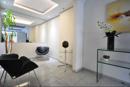 Apartamento para alugar com 65m², 2 quartos e 1 vagaHall Social