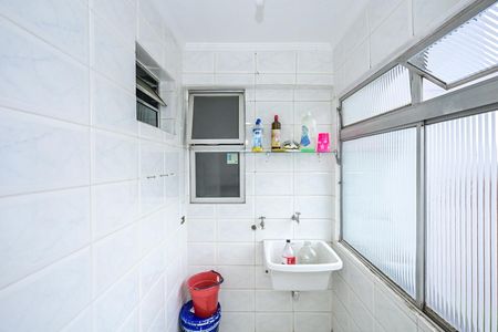 Apartamento para alugar com 65m², 2 quartos e 1 vagaÁrea de Serviço 