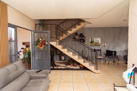 Sala de casa à venda com 3 quartos, 186m² em Tres Barras, Contagem