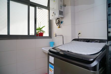 Apartamento à venda com 85m², 2 quartos e 1 vagaÁrea de Serviço