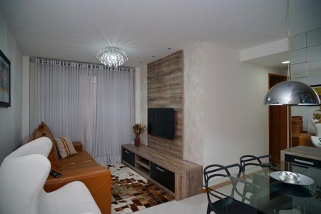 Sala de apartamento à venda com 2 quartos, 85m² em Icaraí, Niterói