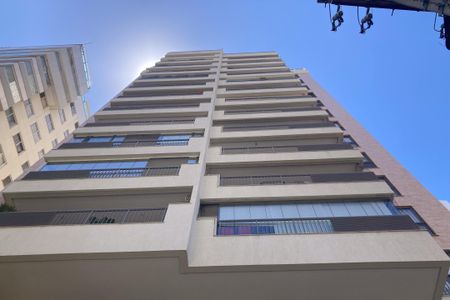 Apartamento à venda com 85m², 2 quartos e 1 vagaFachada