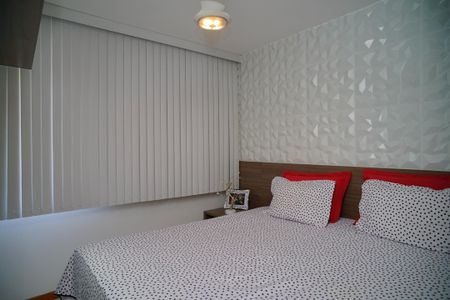 Apartamento à venda com 85m², 2 quartos e 1 vagaQuarto 2