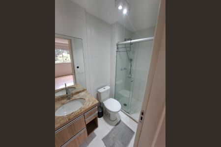Apartamento à venda com 56m², 2 quartos e 1 vaga Apartamento à venda com 56m², 2 quartos e 1 vagaBanheiro da Suíte