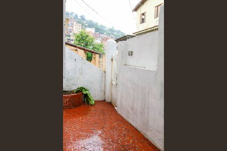 Casa para alugar com 105m², 2 quartos e sem vaga