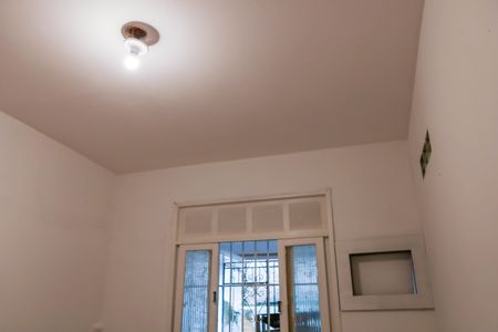 Casa para alugar com 105m², 2 quartos e sem vaga