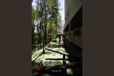 Apartamento para alugar com 43m², 2 quartos e 1 vagaÁrea comum - Playground