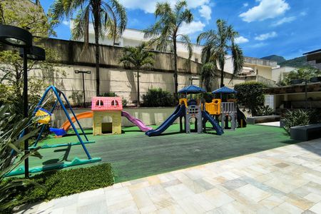 Apartamento à venda com 91m², 3 quartos e 1 vaga Apartamento à venda com 91m², 3 quartos e 1 vagaÁrea comum - Playground